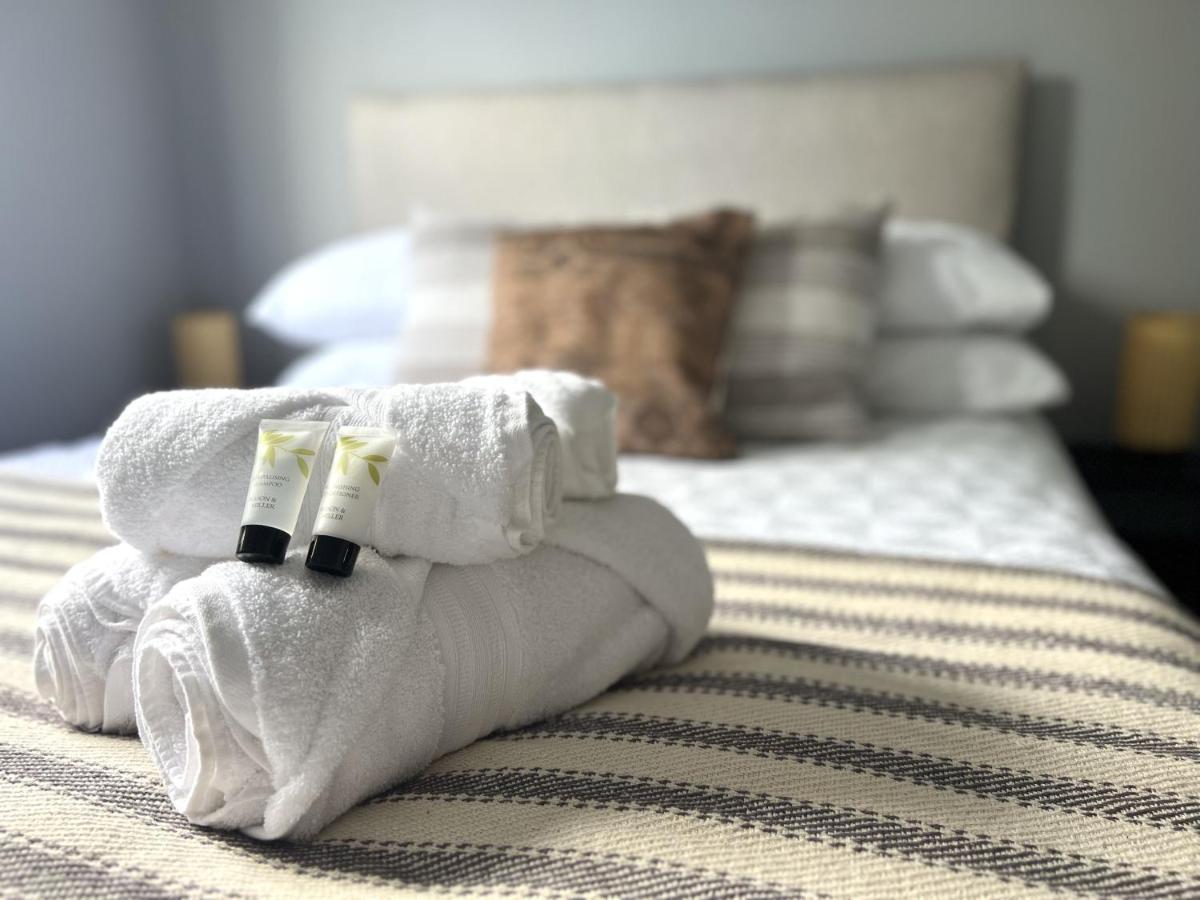 Franklin - Centre - Free Parking - Close To Station Apartment Reading